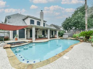 8106 Laurel Ln, Baytown, TX 77523