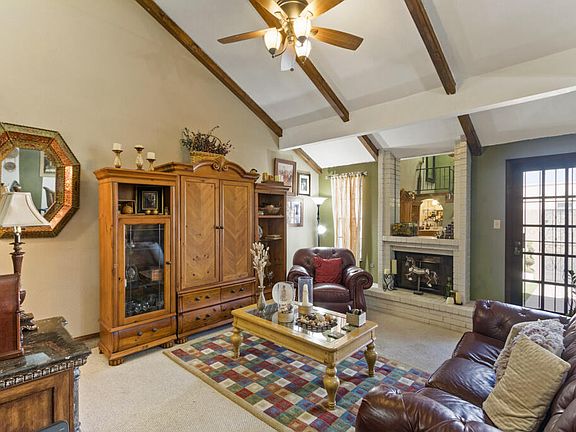 3rd image of 3124 Voss Dr