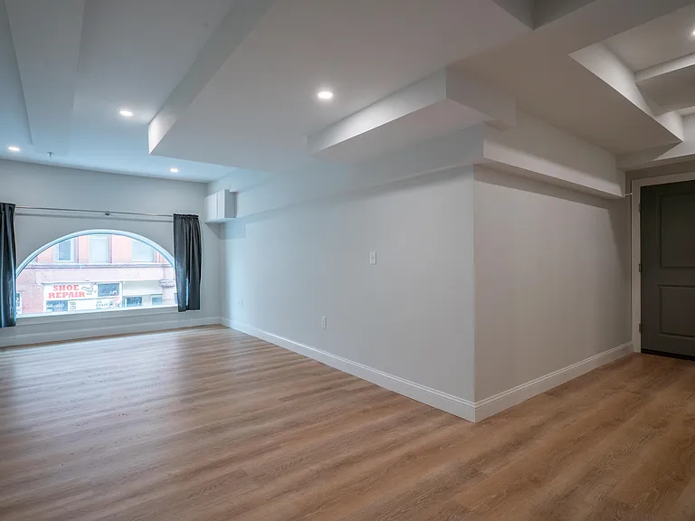 146 Main St #201 — Photo 11