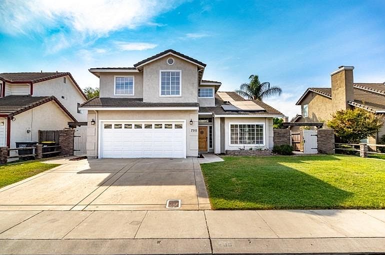 1st image of 700 Jonquil Dr
