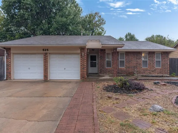 525 Holly Hill Rd, Edmond, OK 73003