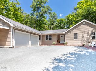 118 Schelbert Rd, Newfoundland, PA 18445