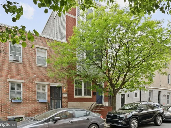 1836 Manton St, Philadelphia, PA 19146
