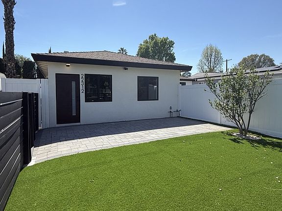 2nd image of 22312 Kittridge St #Adu