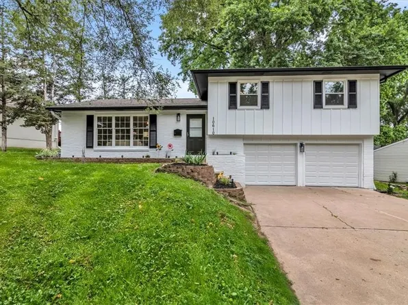 10610 E 32nd St S, Independence, MO 64052