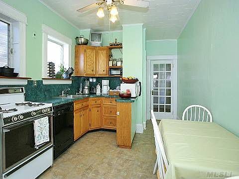 2nd image of 63 King St