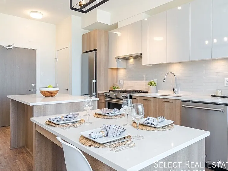 258 Nelsons Ct #2404 — Photo 3