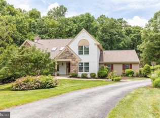 336 Valley View Ln, Chester Springs, PA 19425