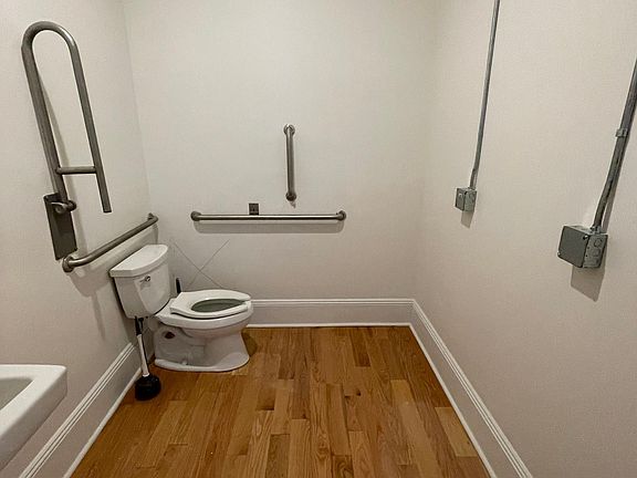 3rd image of 82 Main St #10