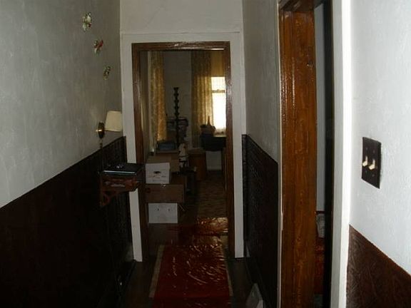 Entry/Foyer