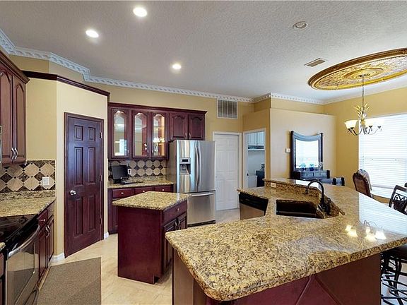 2nd image of 555 Belhaven Falls Dr
