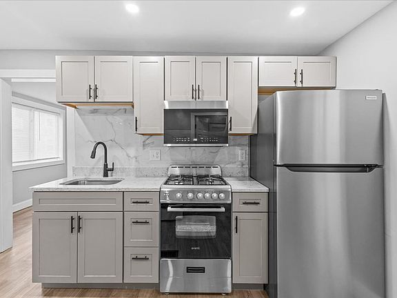 2nd image of 19 Greene St APT 1