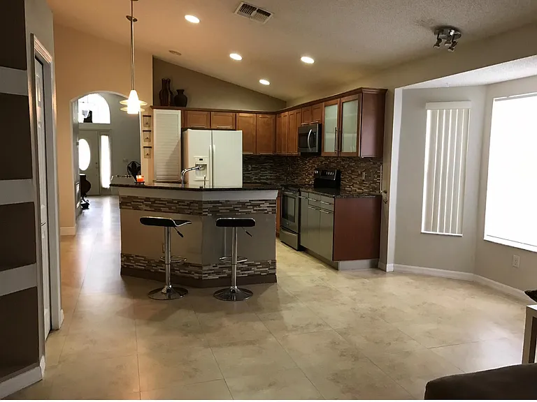 5039 Pineland Ln — Photo 5