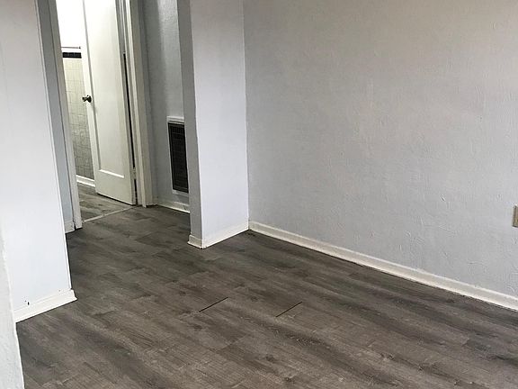 2nd image of 102 E 14th Ave #2