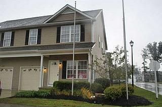 1st image of 1169 Park Dr