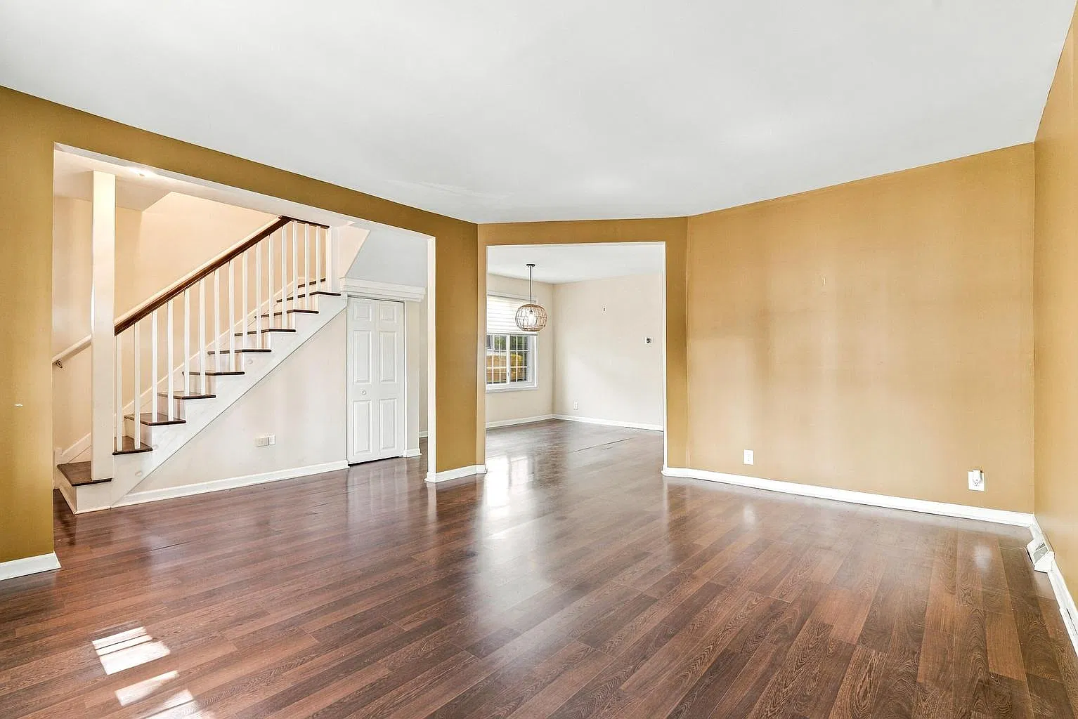 4 bed, 1857 sqft, $1,960 — Photo 4
