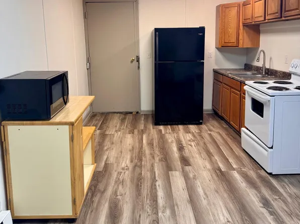 114 W Martin St APT 3, Martinsburg, WV 25401