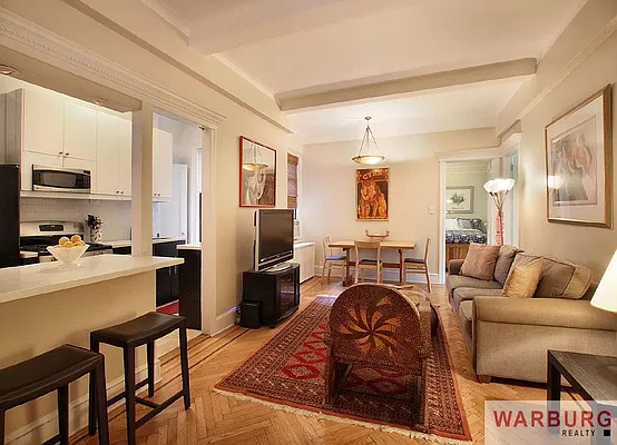 Sold by Warburg | media 12