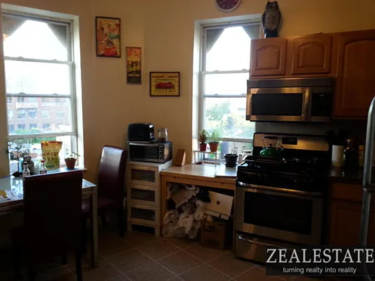 Rented by ZealEstate Group Inc | media 30