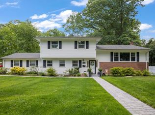 1155 Sawmill Rd, Mountainside, NJ 07092