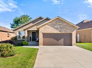 111 Ellison Ave, Leamington, ON N8H5C9