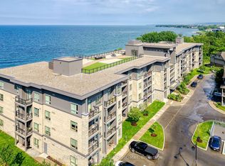 35 Southshore Cres #111, Hamilton, ON L8E0J2