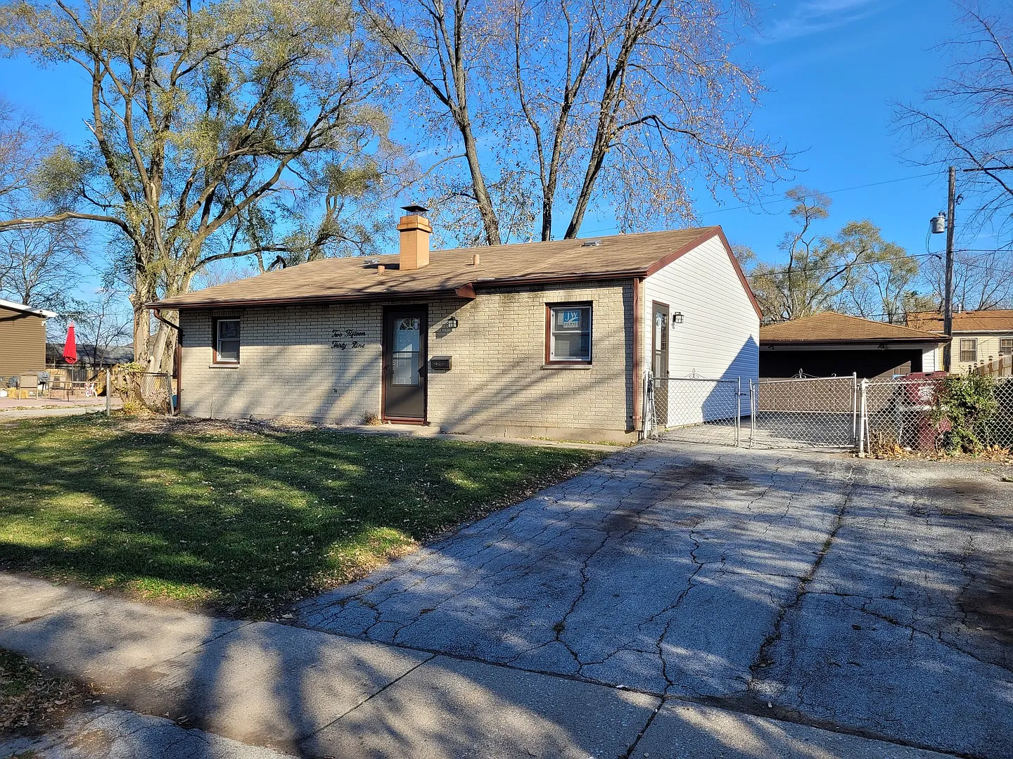 21539 Olivia Ave photo 1