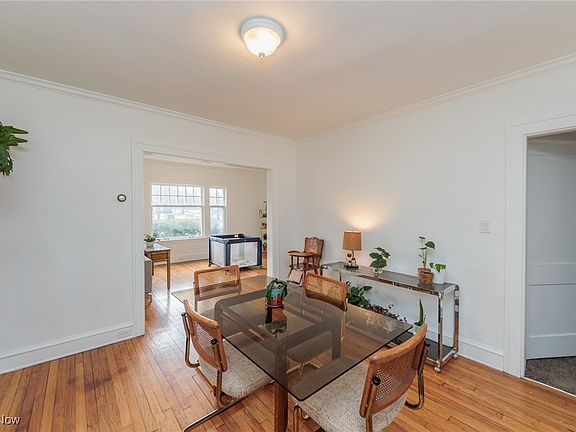 5th image of 13848 Clifton Blvd