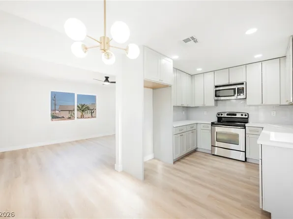 223 W Basic Rd, Henderson, NV 89015