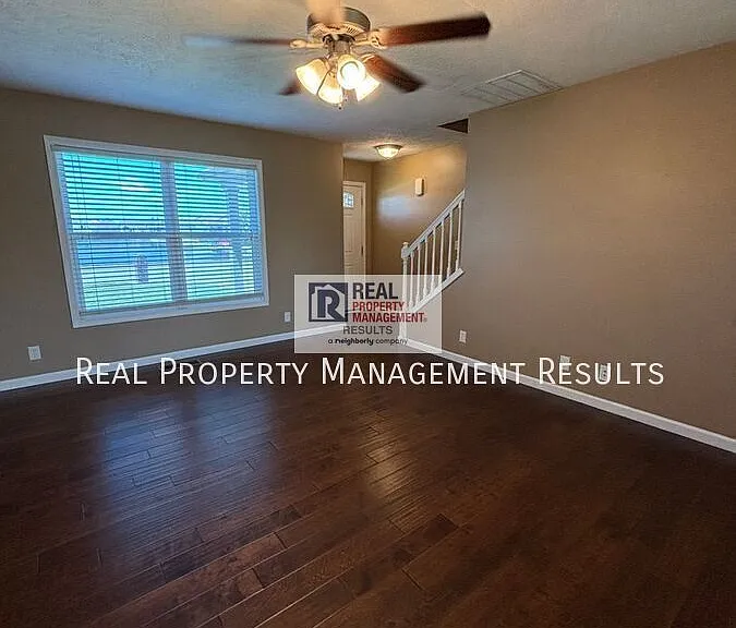 3606 Arbor Creek Dr — Photo 3