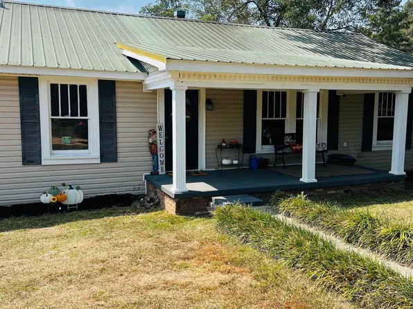 1715 Fulmer Dr, Clanton, AL 35045