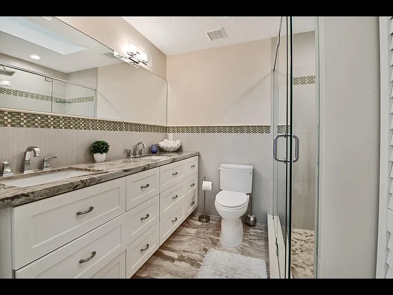 451 N Lyra Cir — Photo 27