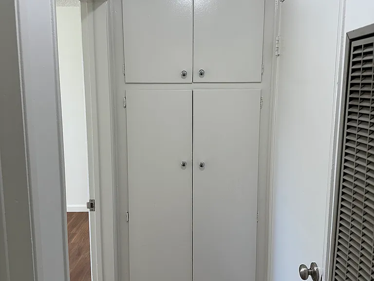 1009 N Hayworth Ave #16 — Photo 12
