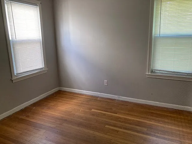 111 Nicoll St #1 — Photo 9