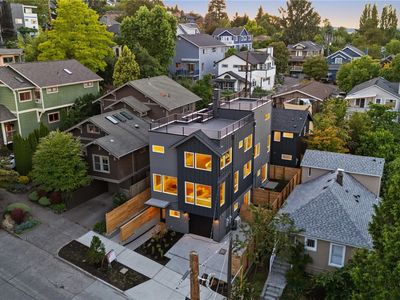 2618 E Roy Street, Seattle, WA, 98112