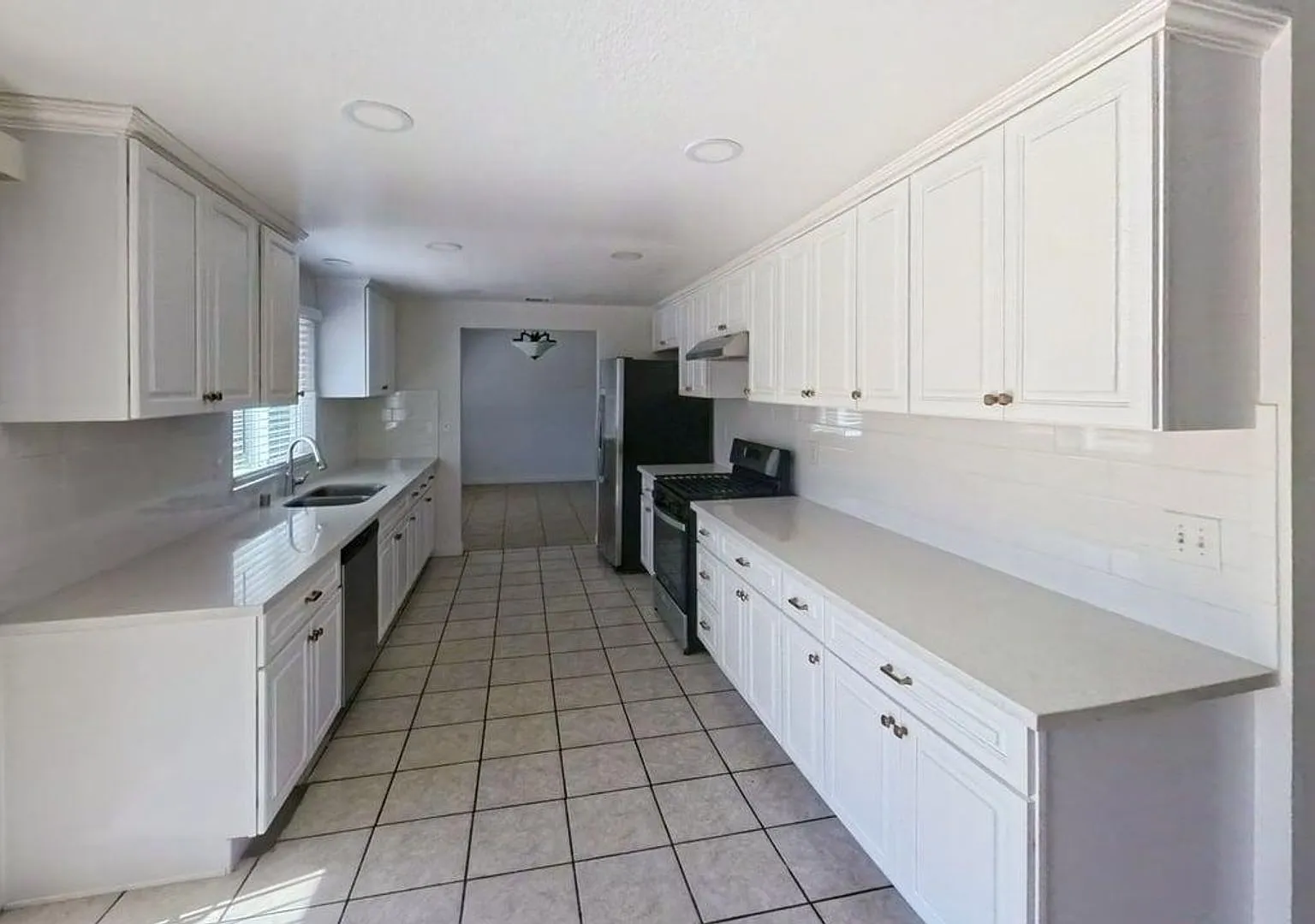 13677 Golden Eagle Ct, Moreno Valley, CA 92553 | Beautiful Home on a Quiet Cul-De-Sac with Spacio... — Photo 4