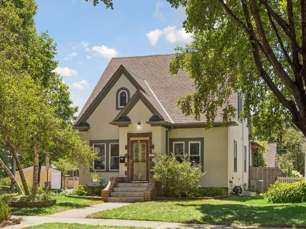 1878 Palace Ave, Saint Paul, MN 55105