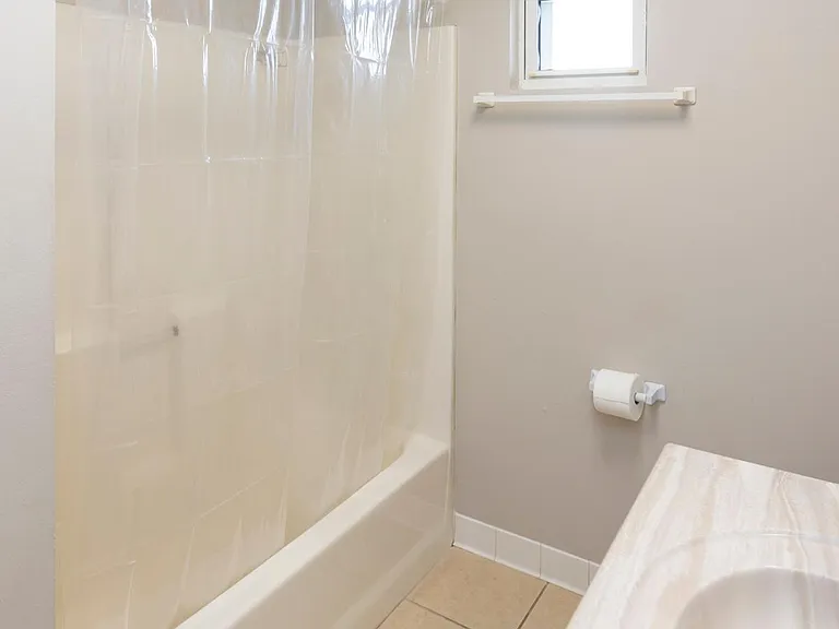 516 Norfolk Ave #1 — Photo 17
