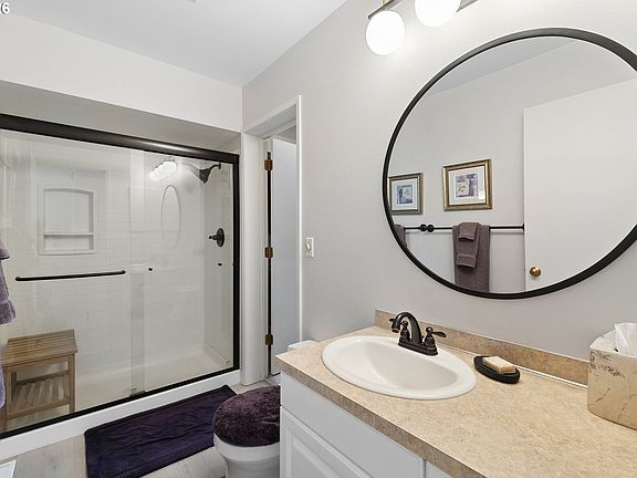 4th image of 17666 NW Rolling Hill Ln
