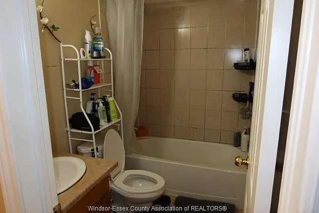 680 Cameron Ave #4 — Photo 9