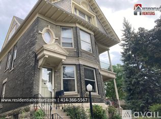 1506 N Jackson St, Milwaukee, WI 53202