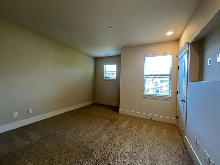 10471 SW Windwood Way — Photo 9