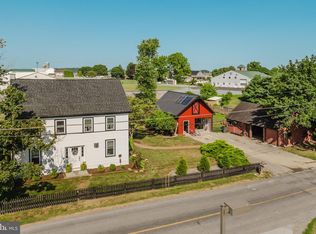 22 Lancaster Ave, Christiana, PA 17509