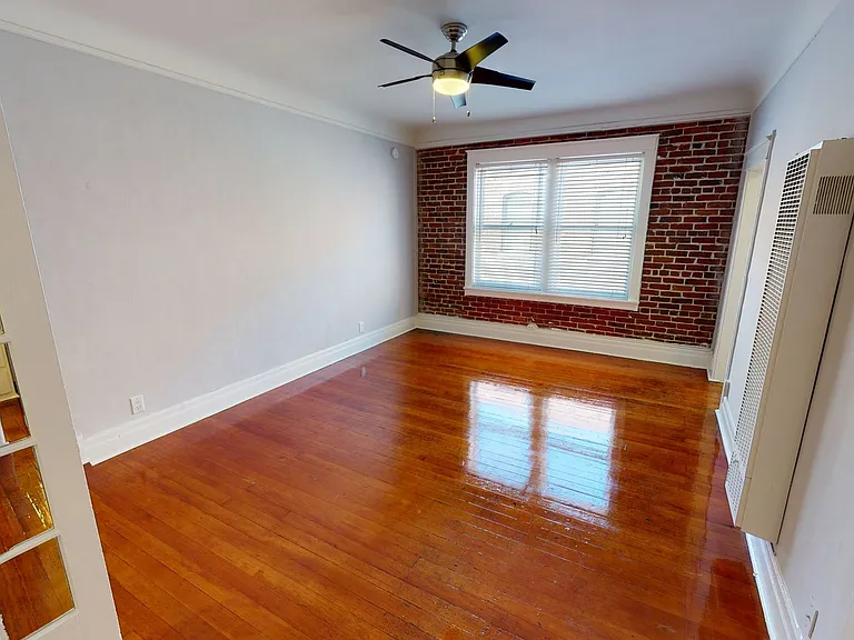 Jensen's Recreation Center Apartments — Photo 7