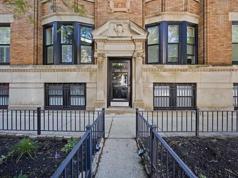 1st image of 2103 N Hudson Ave #3N