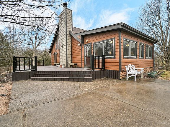 3rd image of 4773 Beechwood Rd