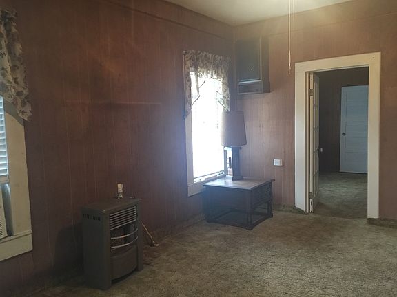 2nd image of 190 Shadix Dr