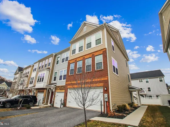 2575 Debert Cir, Hanover, MD 21076