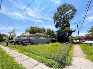 271 Maple Ave #B, Norfolk, VA 23503