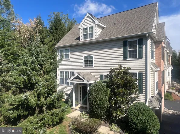 234 Cherry Ln, Kennett Square, PA 19348